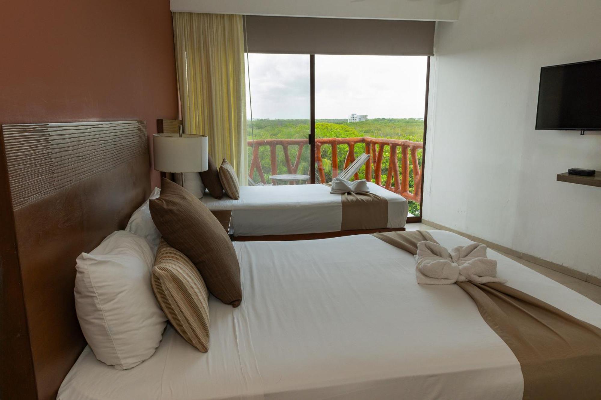 กุกซ์ กินโต โซเล บูติคโฮเต็ล Hotel มาอาอวล ภายนอก รูปภาพ